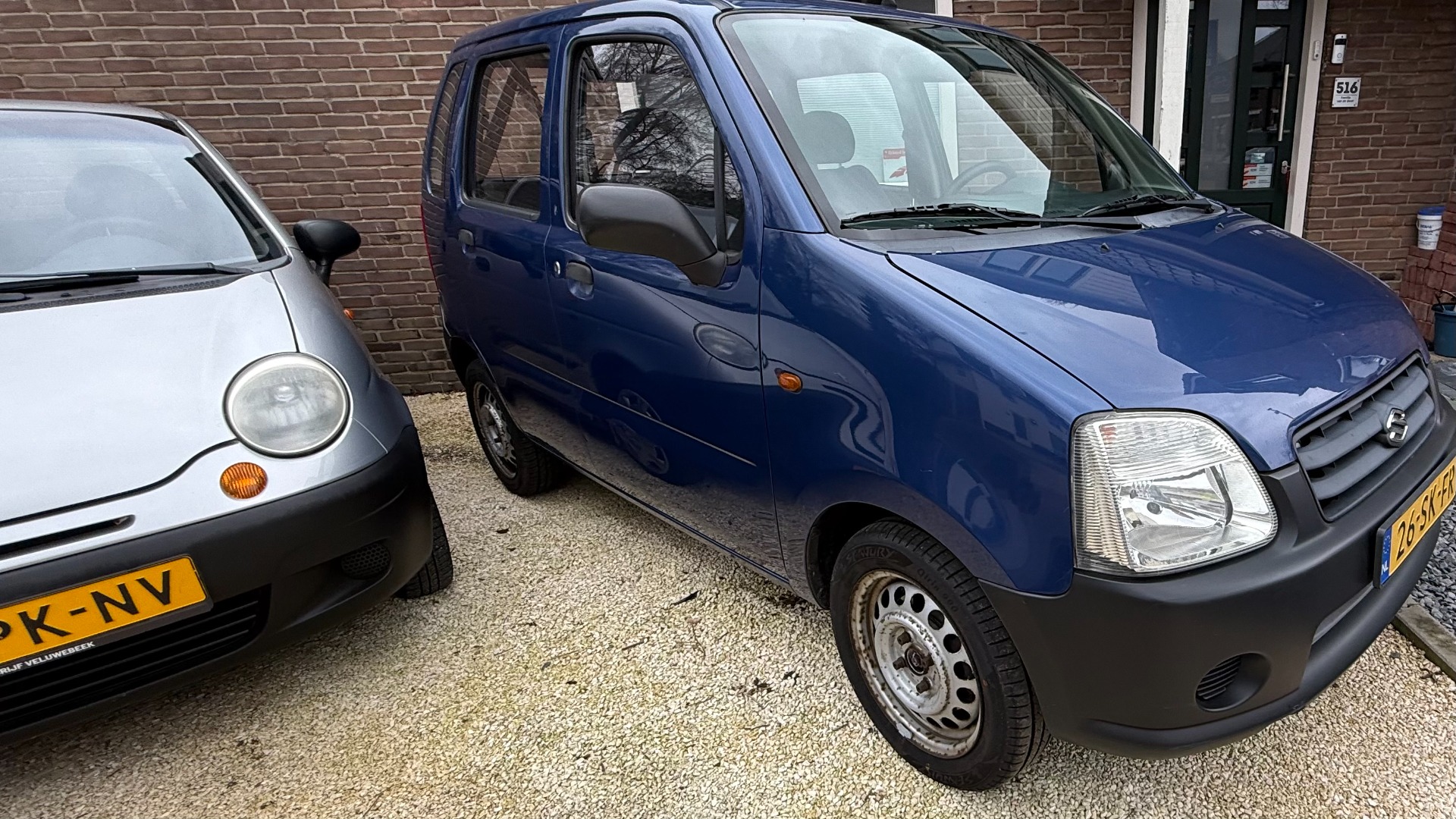 Suzuki wagon R+